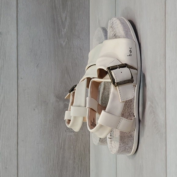 Born B.O.C. Womens Comfort Ankle Strap Flats Sandals Shoes sz 6M - Picture 3 of 12